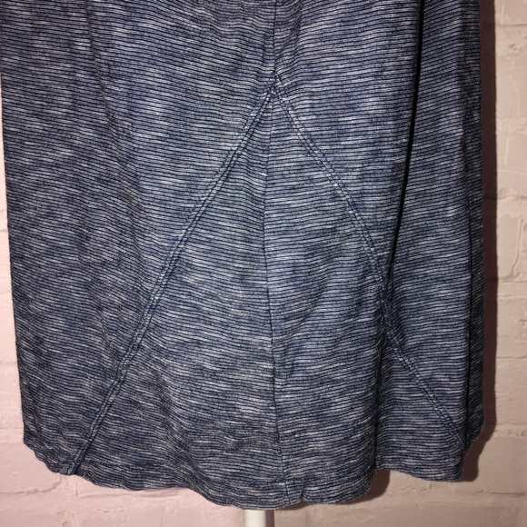 Deletta Basic Blue/Grey Top w/semi cap sleeve. H25 - Picture 5 of 7